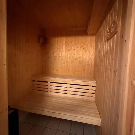 Lejlighed Enjoy Modern Comfort Wi-fi, Sauna & More! *
