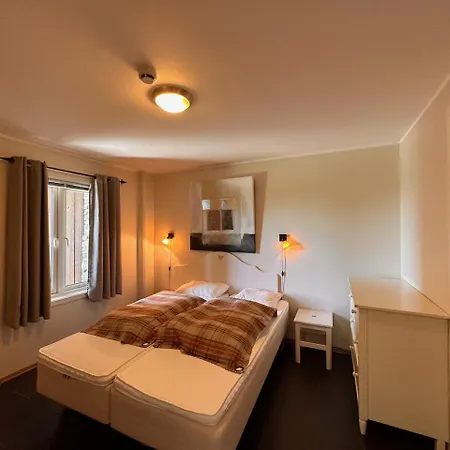 Enjoy Modern Comfort Wi-fi, Sauna & More!