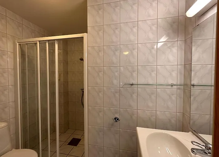 Enjoy Comfort Wi-fi, Sauna & More! *